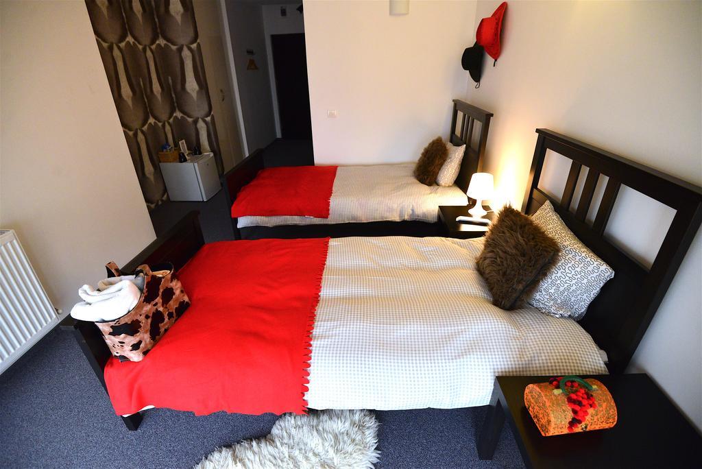 Hotel Biscuit Cluj-Napoca Cameră foto