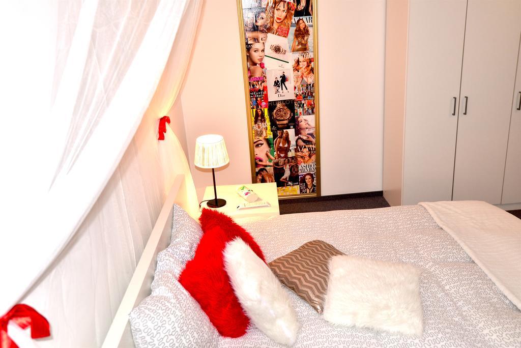 Hotel Biscuit Cluj-Napoca Cameră foto